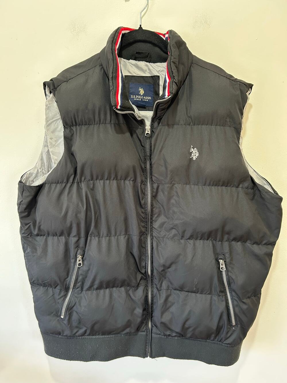 U.S Polo Assn. black puffer vest mens XL striped collar preppy polo
